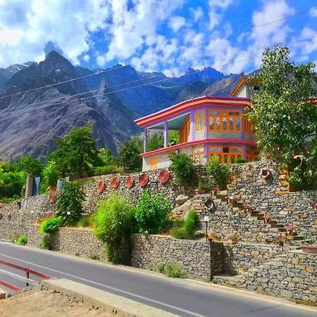 Hikal Guest House Karimabad  Buitenkant foto