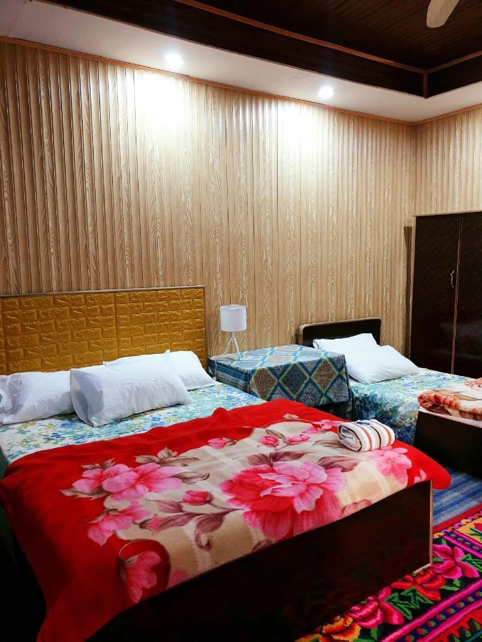 Hikal Guest House Karimabad  Buitenkant foto