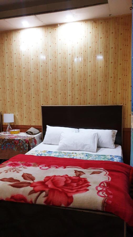 Hikal Guest House Karimabad  Buitenkant foto