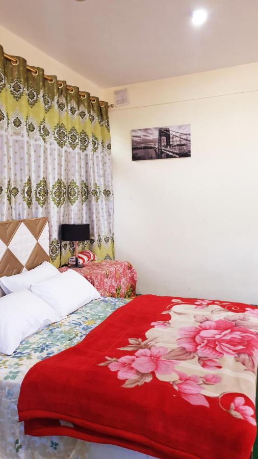 Hikal Guest House Karimabad  Buitenkant foto