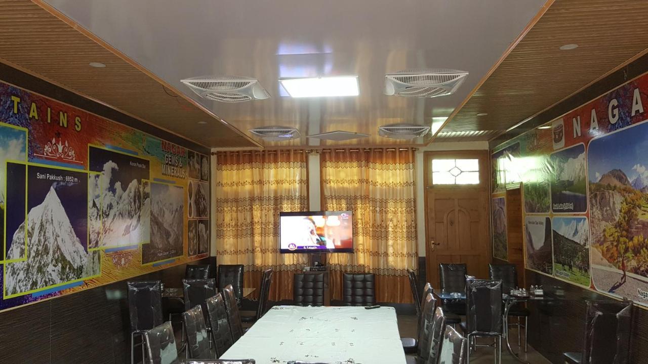 Hikal Guest House Karimabad  Buitenkant foto