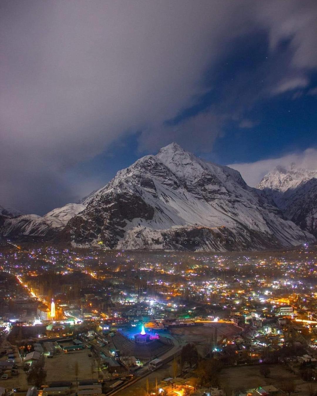 Hikal Guest House Karimabad  Buitenkant foto