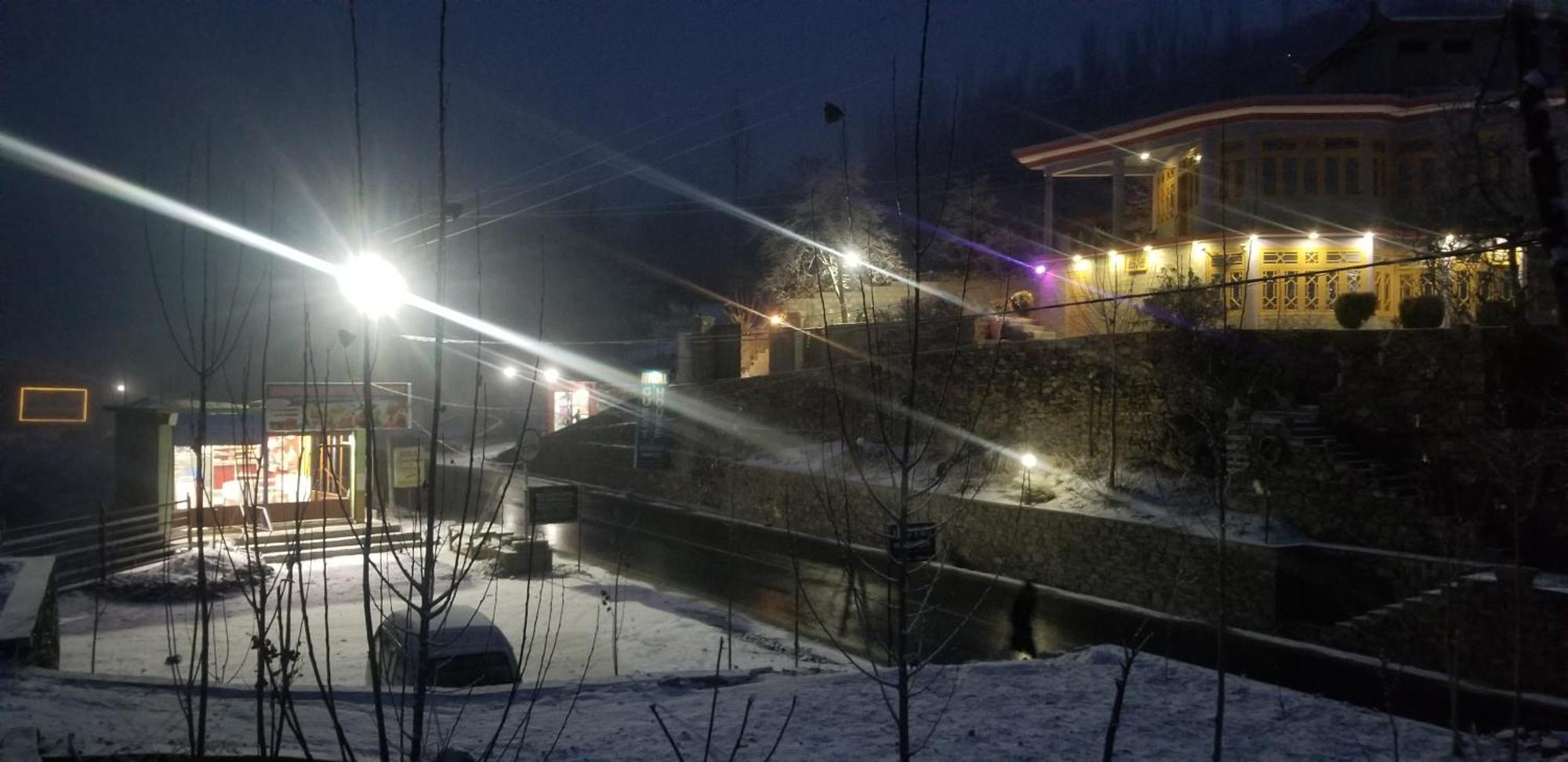 Hikal Guest House Karimabad  Buitenkant foto