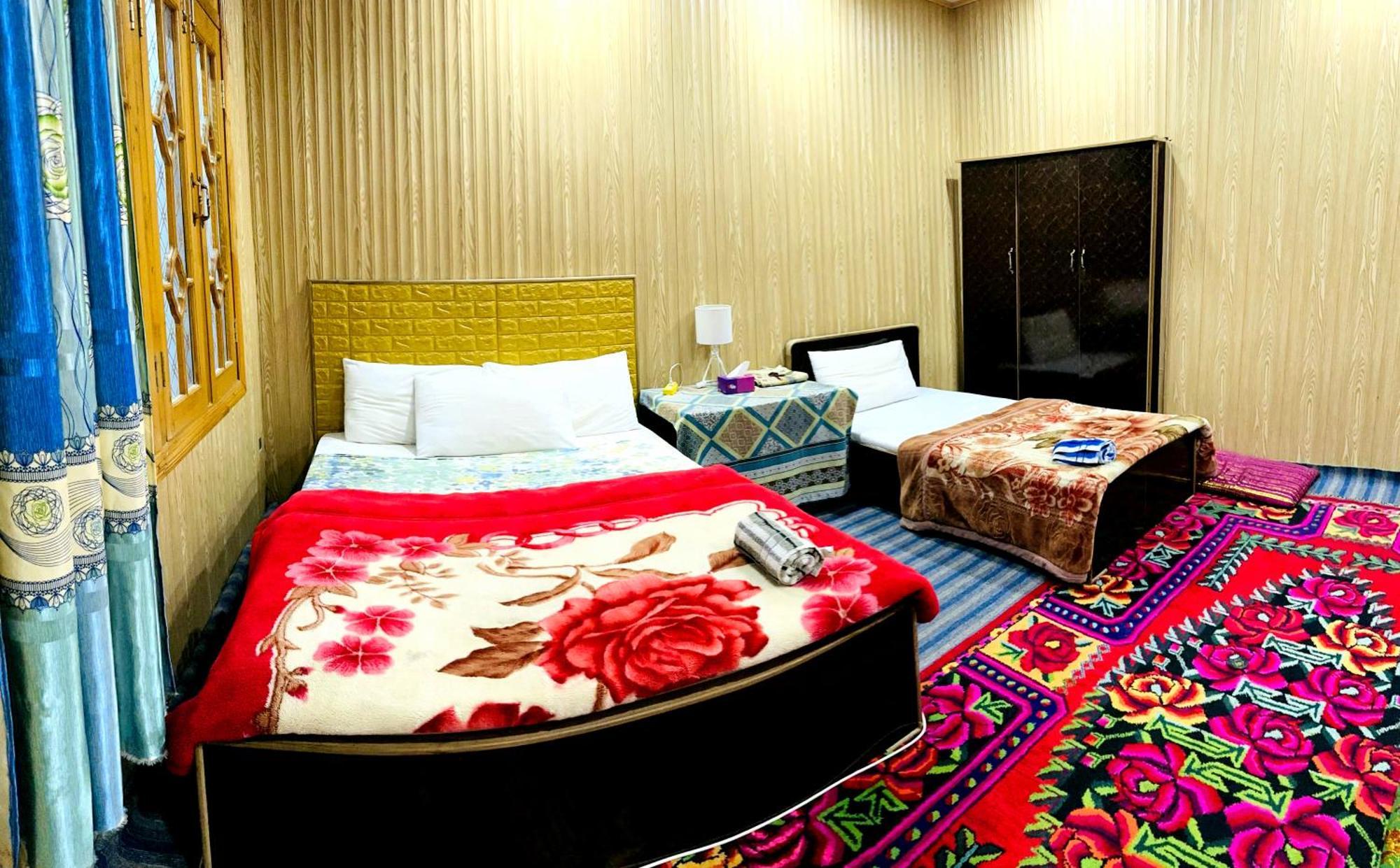 Hikal Guest House Karimabad  Kamer foto